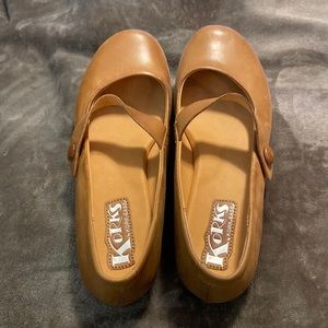 Korks by Kork-Ease Leather Mary Jane Women's Clogs Size 8